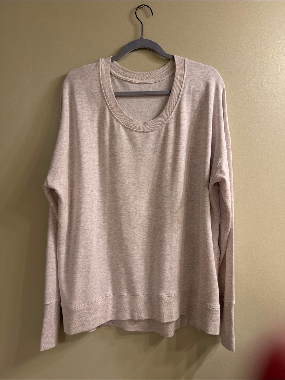 Athleta Light Beige Crewneck Pullover Sweatshirt